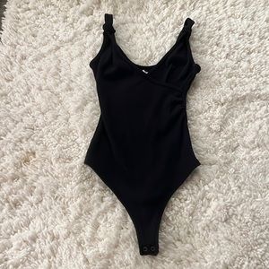 Abercrombie & fitch ribbed knotted Body Suit size XS